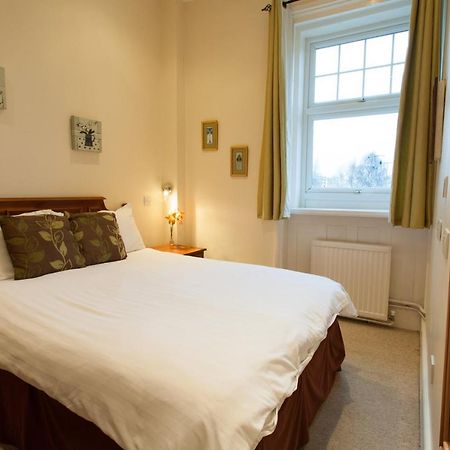 The Walnut Tree Inn Blisworth Eksteriør bilde