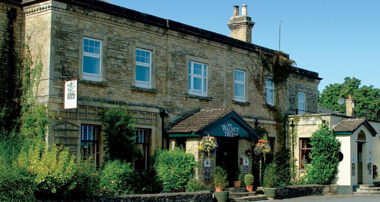 The Walnut Tree Inn Blisworth Eksteriør bilde