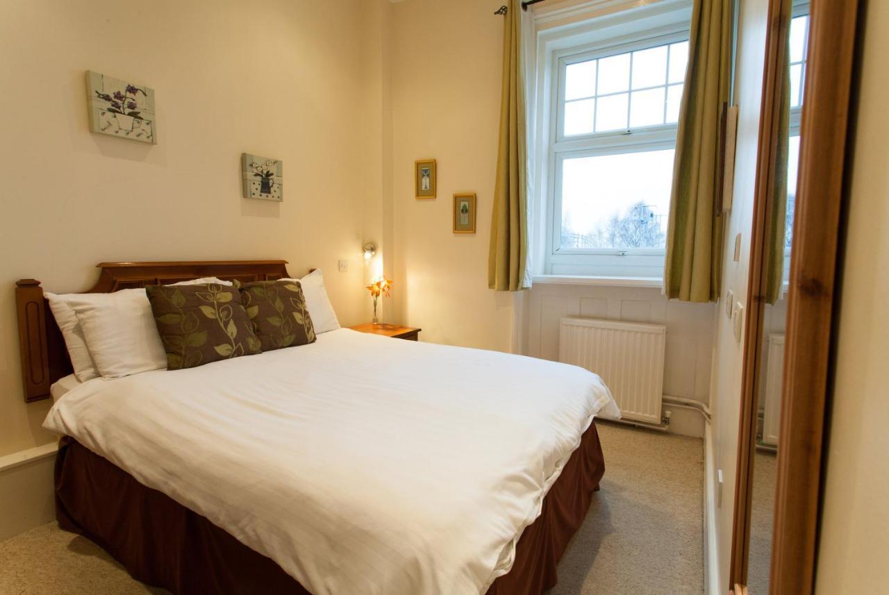 The Walnut Tree Inn Blisworth Eksteriør bilde