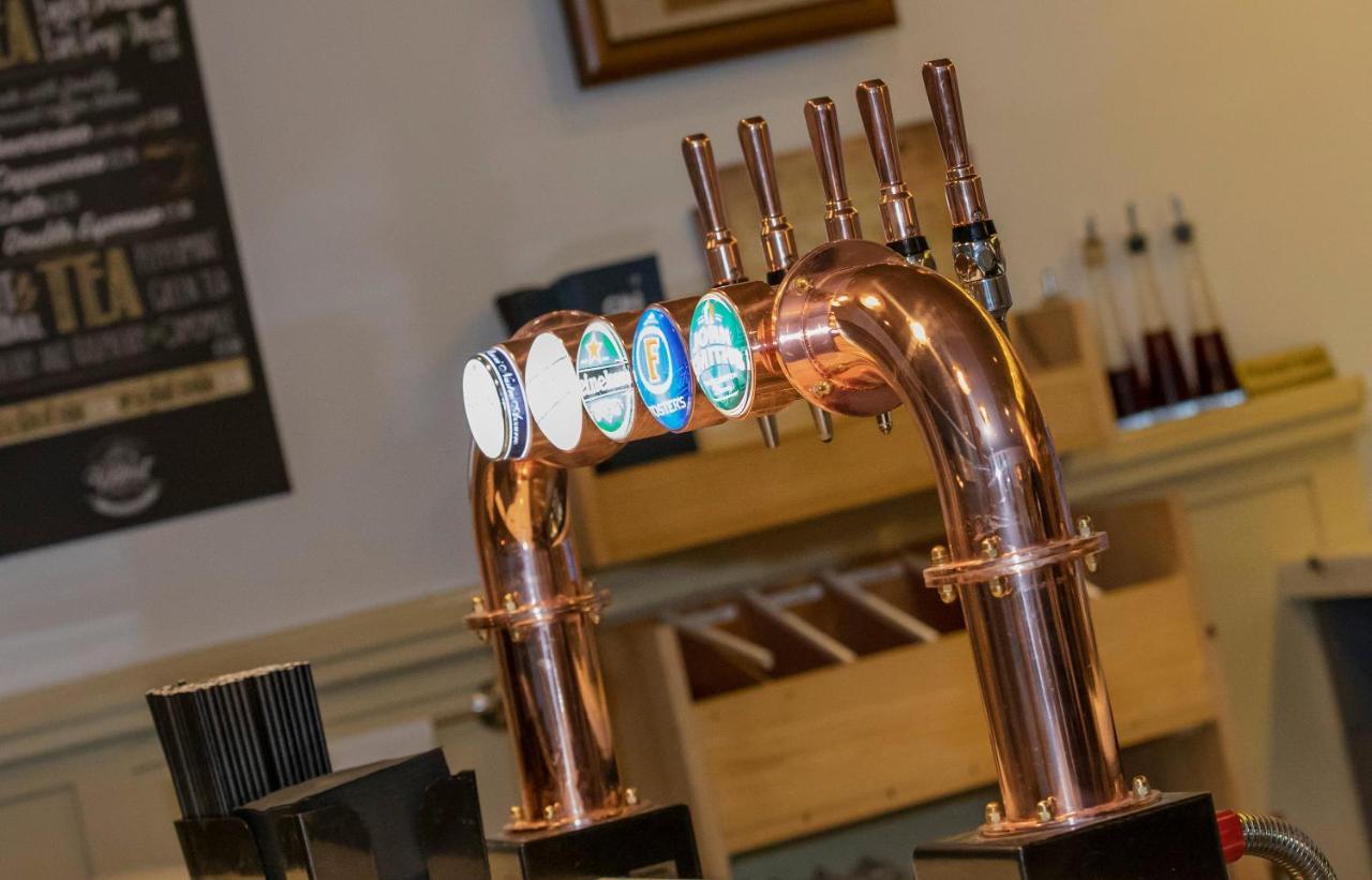 The Walnut Tree Inn Blisworth Eksteriør bilde